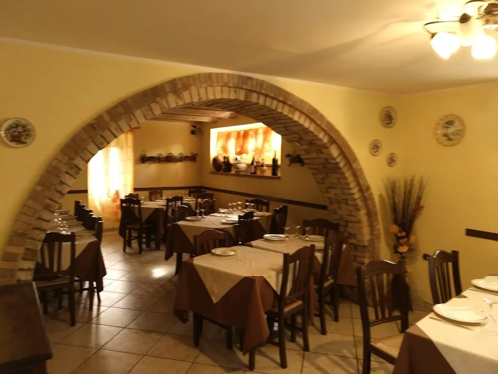 La Taverna degli Antichi Sapori_Cellino Attanasio_slider_image_1