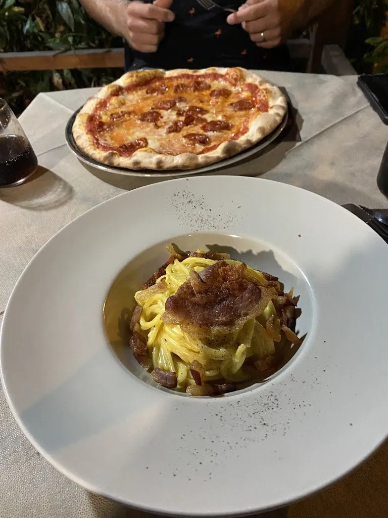 Veronika Budinská_Pizzeria Doppiozero_Manciano_review