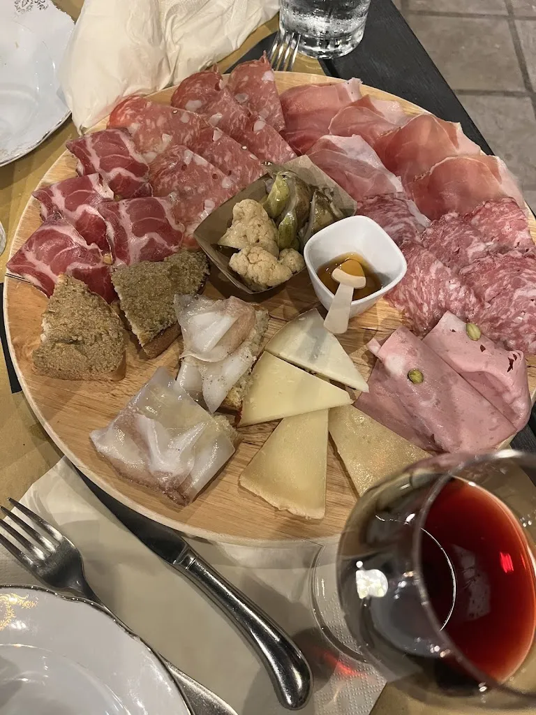 Meghan Margaret White_Dal Moro_Manciano_review