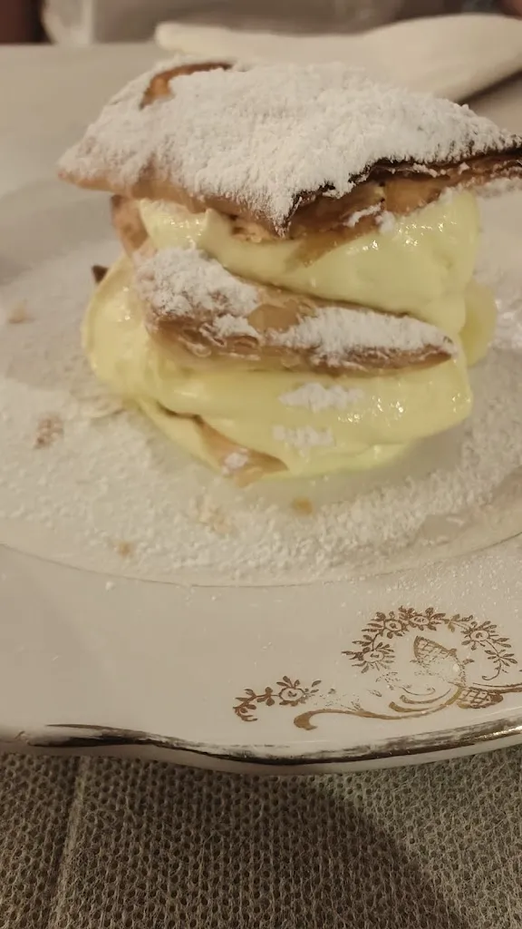 Christodoulos Porligkis_Dal Moro_Manciano_review