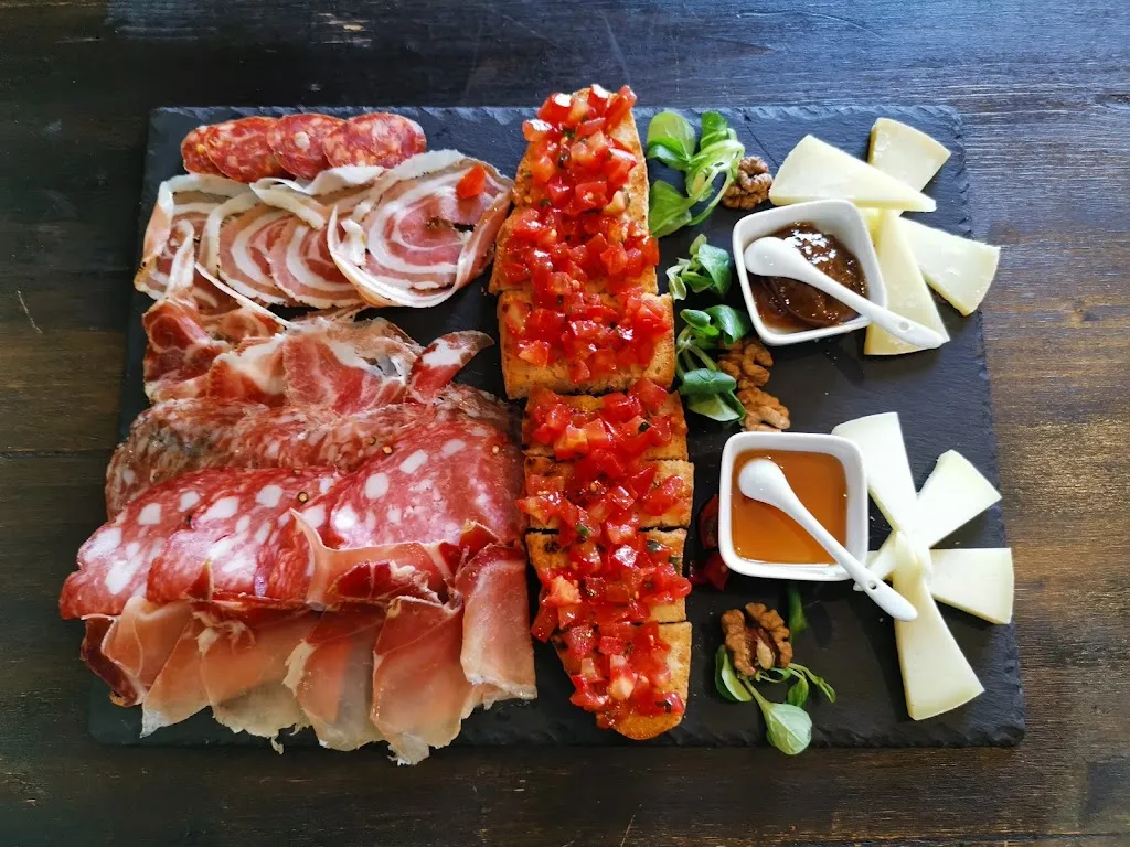 Trattoria Pizzeria Il Nibbio_Manciano_slider_image_3