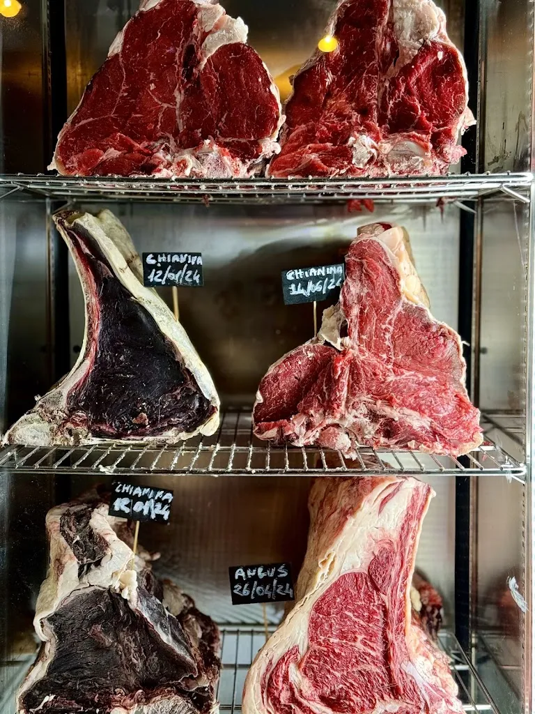 Irina K Esposito_Non solo pane braceria- ex Norcineria Macelleria_Manciano_review