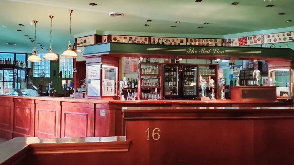 The Red Lion Pub_Mercatale-San Quirico_slider_image_1