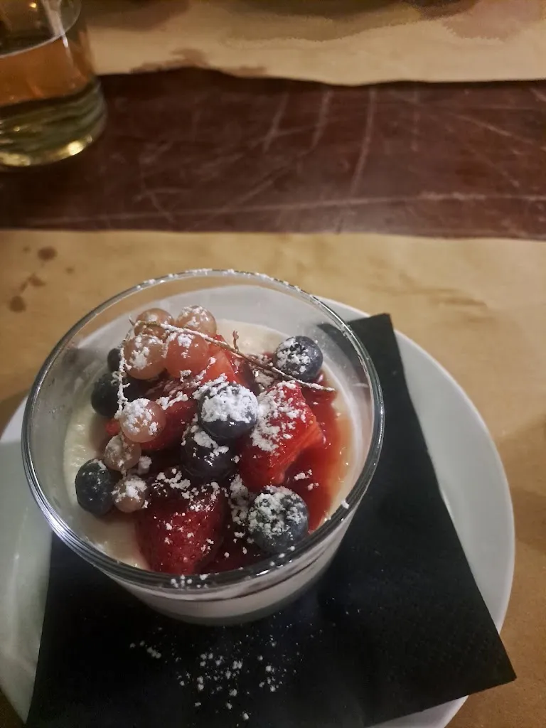 The Red Lion Pub_Mercatale-San Quirico_slider_image_3