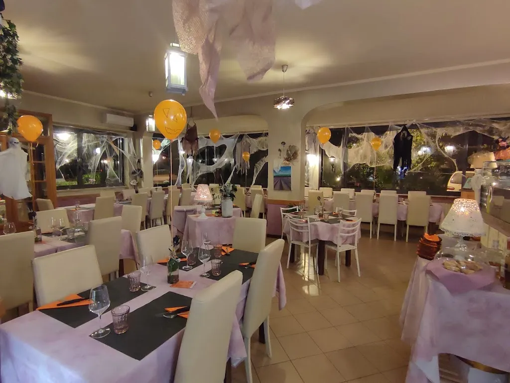 Ristorante Pizzeria Da Renzo - Bistecca - Giropizza - Comunioni - KM Zero - Pasta Fresca - Grigliate - Massarosa restaurant in Massarosa