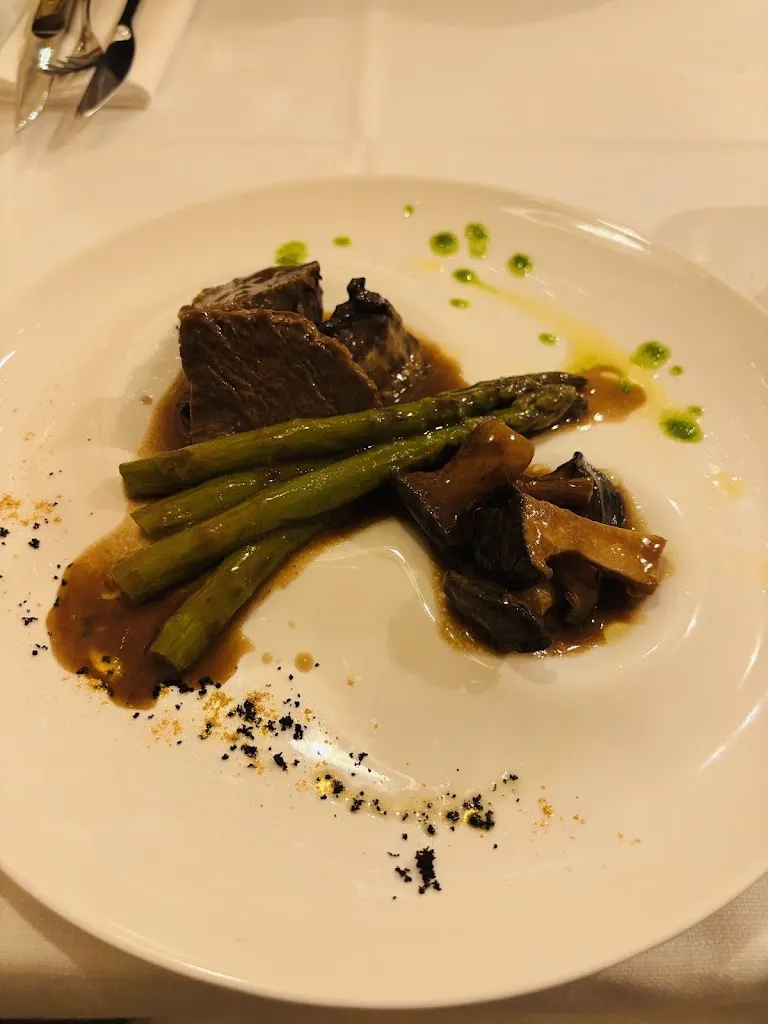 T Bonet_CarloQuinto_Monopoli_Bewertung