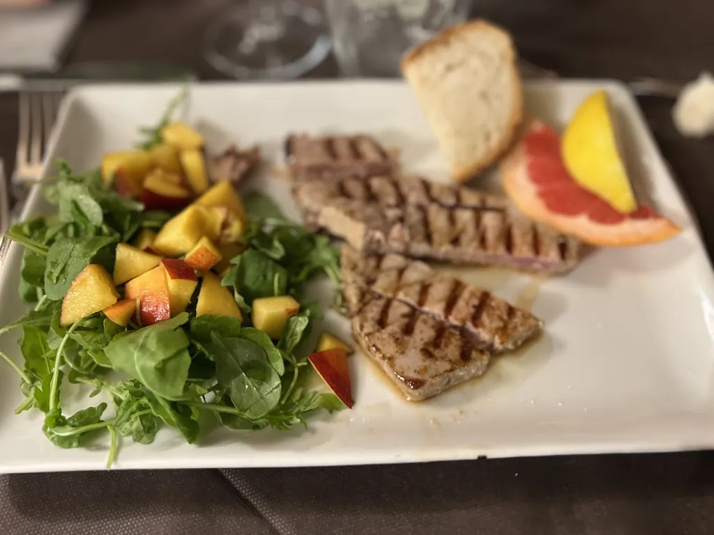 homa habibian_Trattoria Thea_Marina di Massa_review