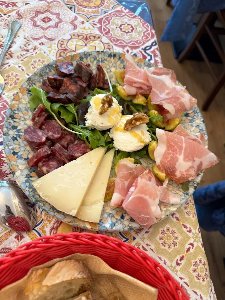 Ristorante Le Tre Chiavi_Castel di Sangro_slider_image_3