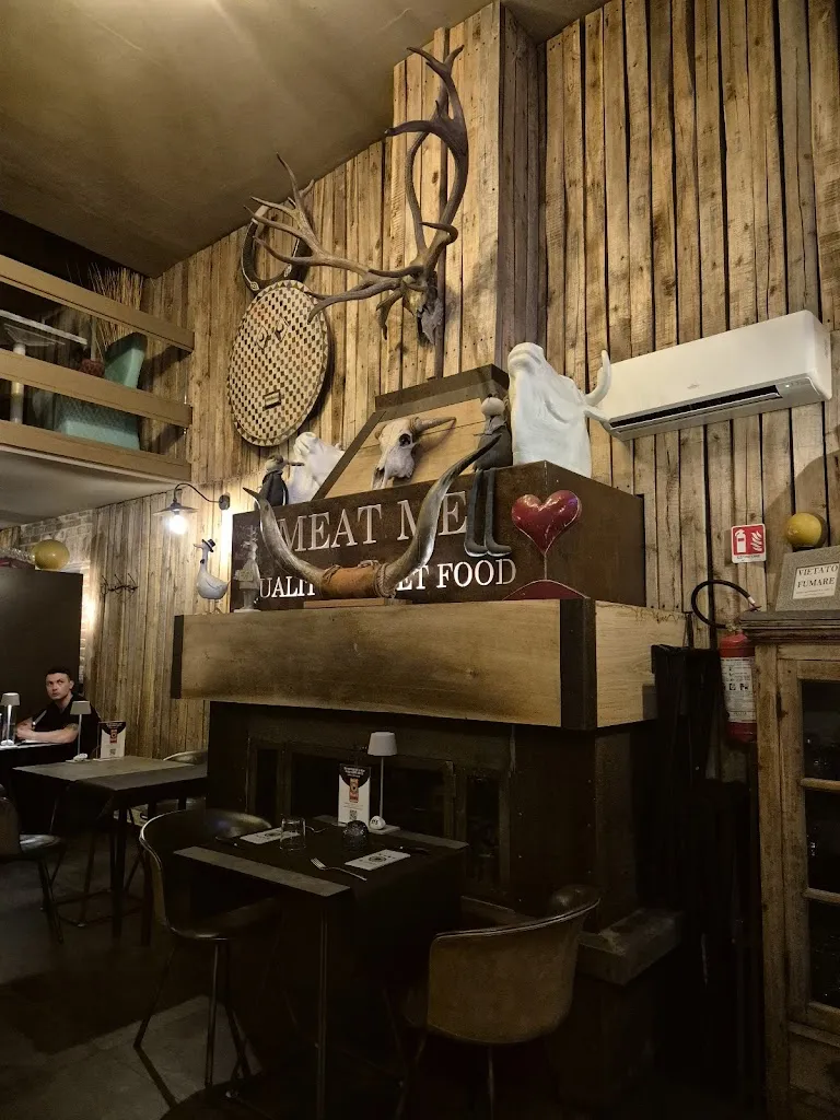 Ristorante MEAT M'AMA_Marina di Massa_slider_image_3