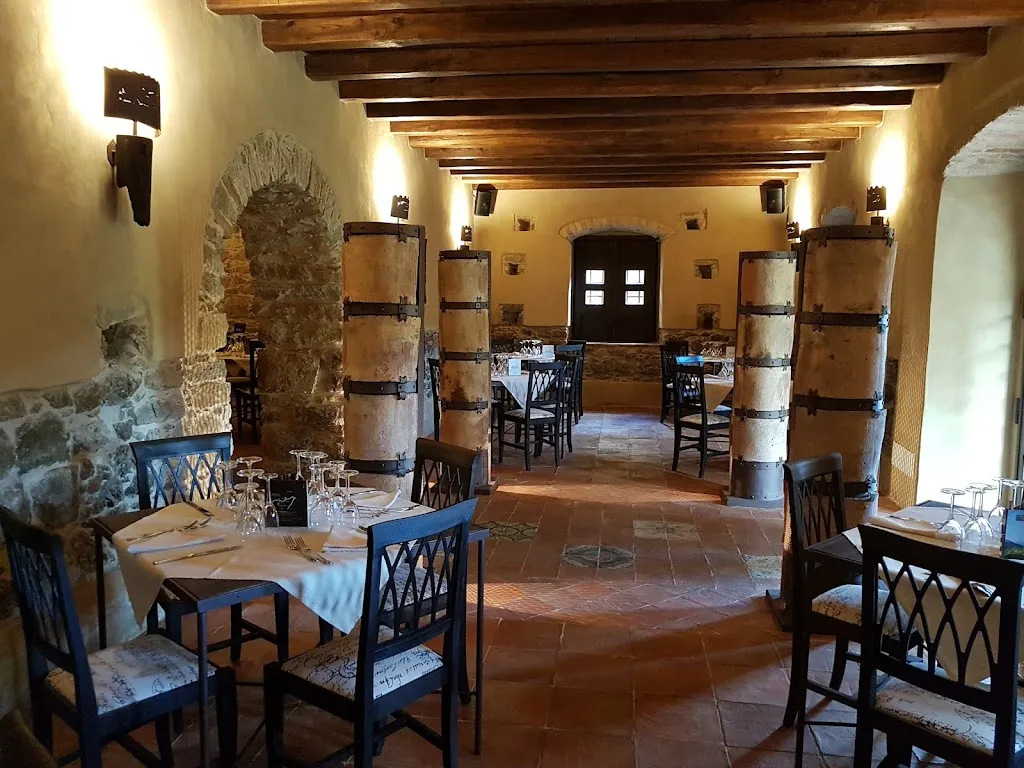 Monilia del Casale Food e Relax_Montalbano_slider_image_3