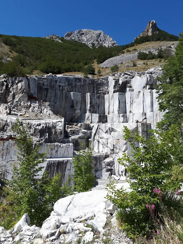 Rifugio Guido Donegani_Minucciano_slider_image_1