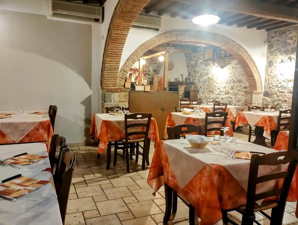 Trattoria Sbrana restaurant in Massa Marittima