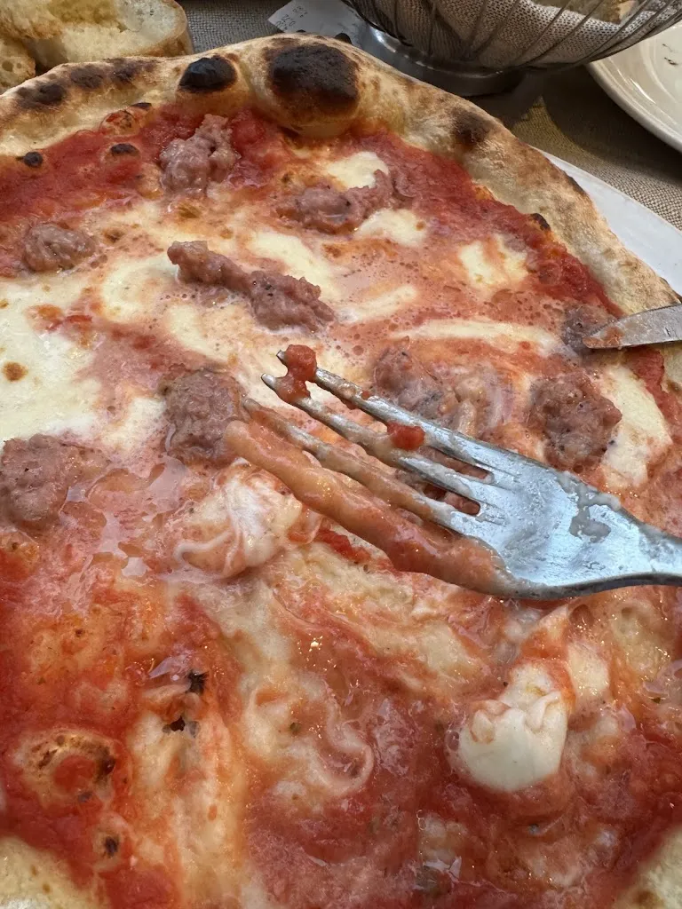 Allys Johan Pineda Muñoz_Vanni 1905_Massa Marittima_review