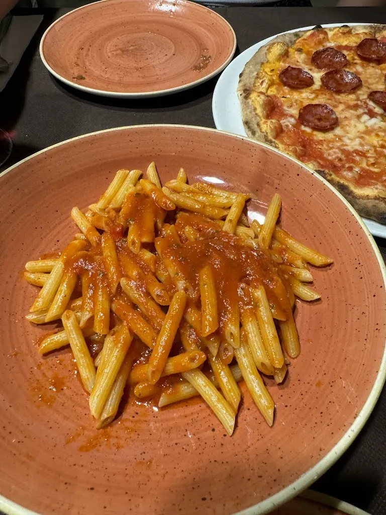 Salvatore Signorelli_Da “Veleno” | Bar, Pizzeria & Ristorante_Montalbano_review