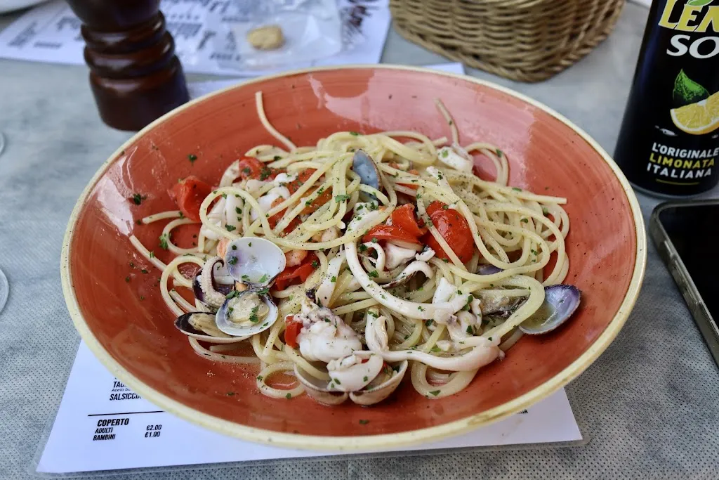 Kathryn Maguire_Da “Veleno” | Bar, Pizzeria & Ristorante_Montalbano_review