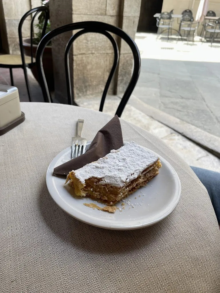 Hettie Andrighetto_Cafe Le Logge_Massa Marittima_review
