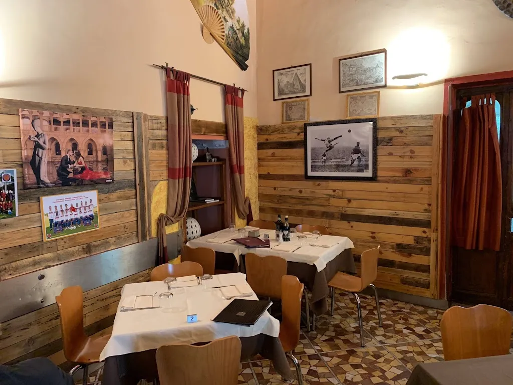 Cafe Le Logge restaurant in Massa Marittima