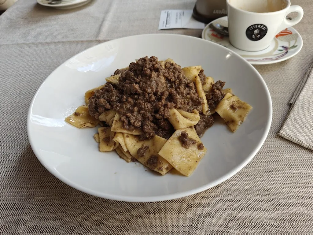 Cafe Le Logge_Massa Marittima_slider_image_3