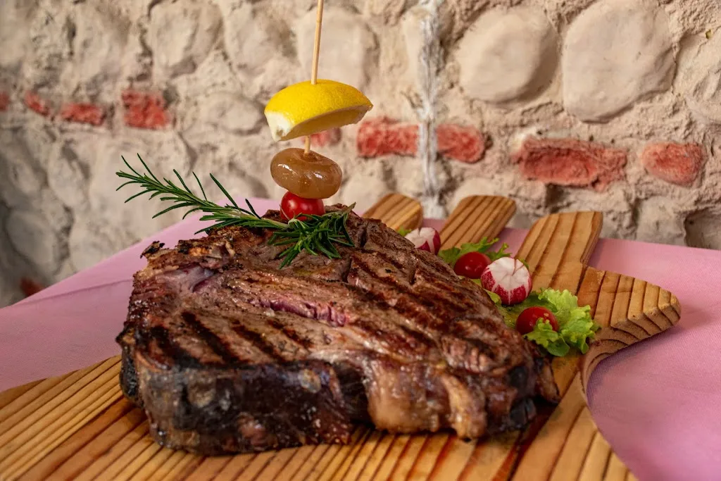 Ristorante Pizzeria Il Giardino dei Medici_Massa Marittima_slider_image_3