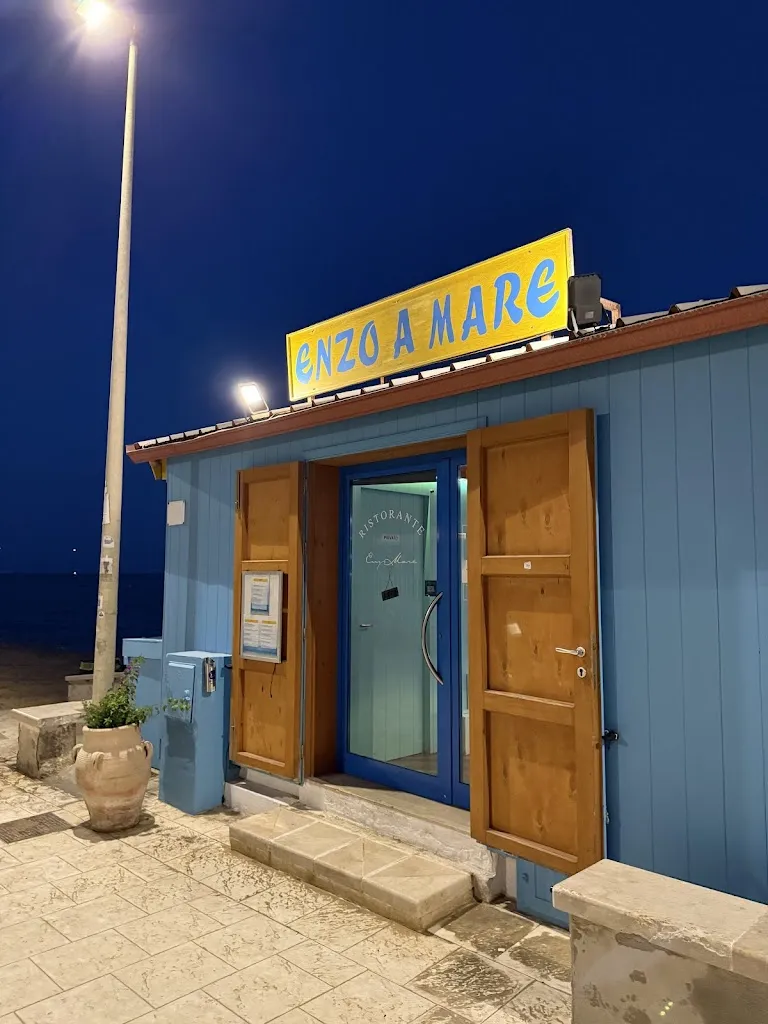 Enzo a Mare_Montalbano_slider_image_1