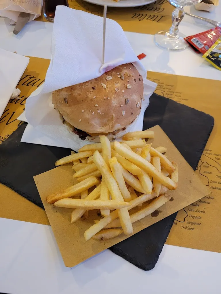 Angela Siciliani_La pulce va al Parco_Migliarino_review