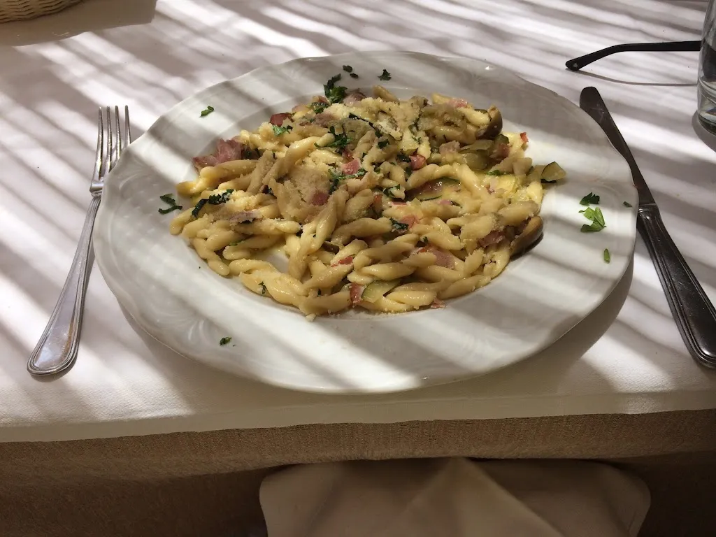 Mark Johnstone_A' Rusticana_Montalbano_review