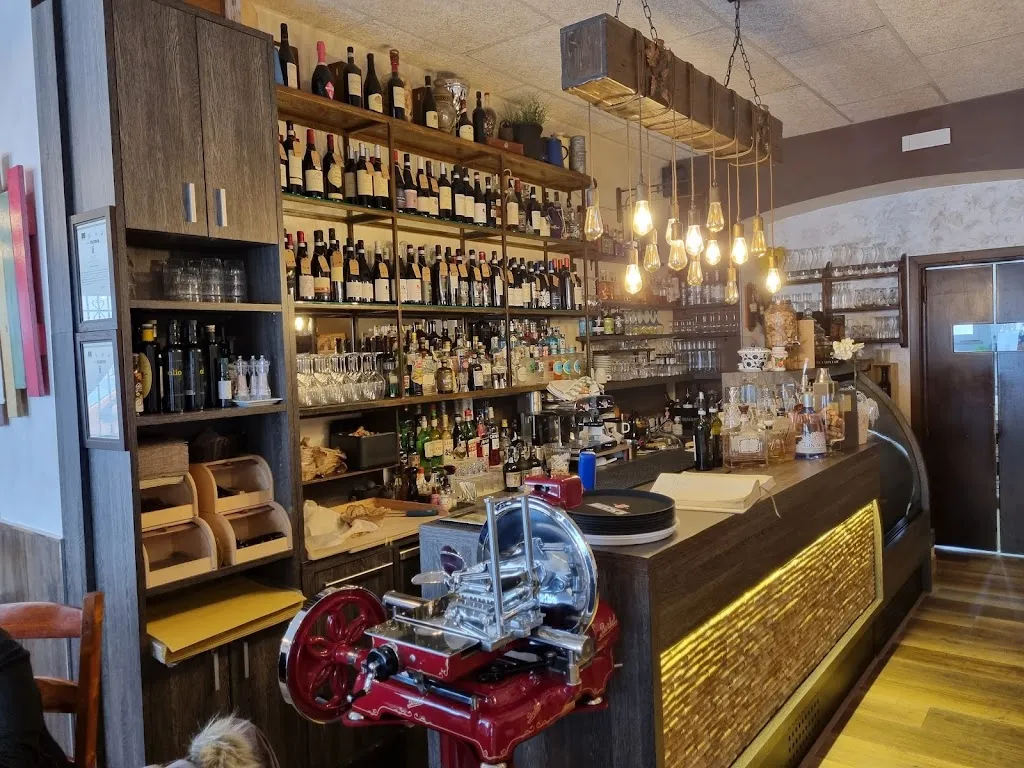 Osteria Il Cortile_Castel di Sangro_slider_image_1