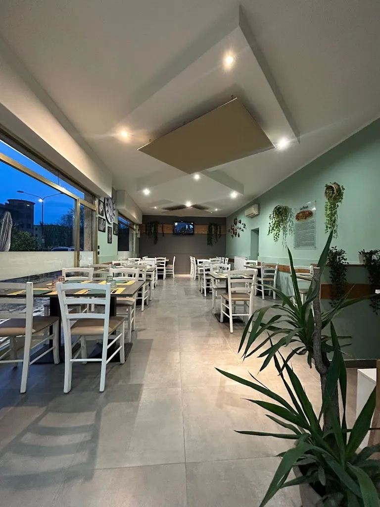 Pizzeria da Patrizio restaurant in Montale