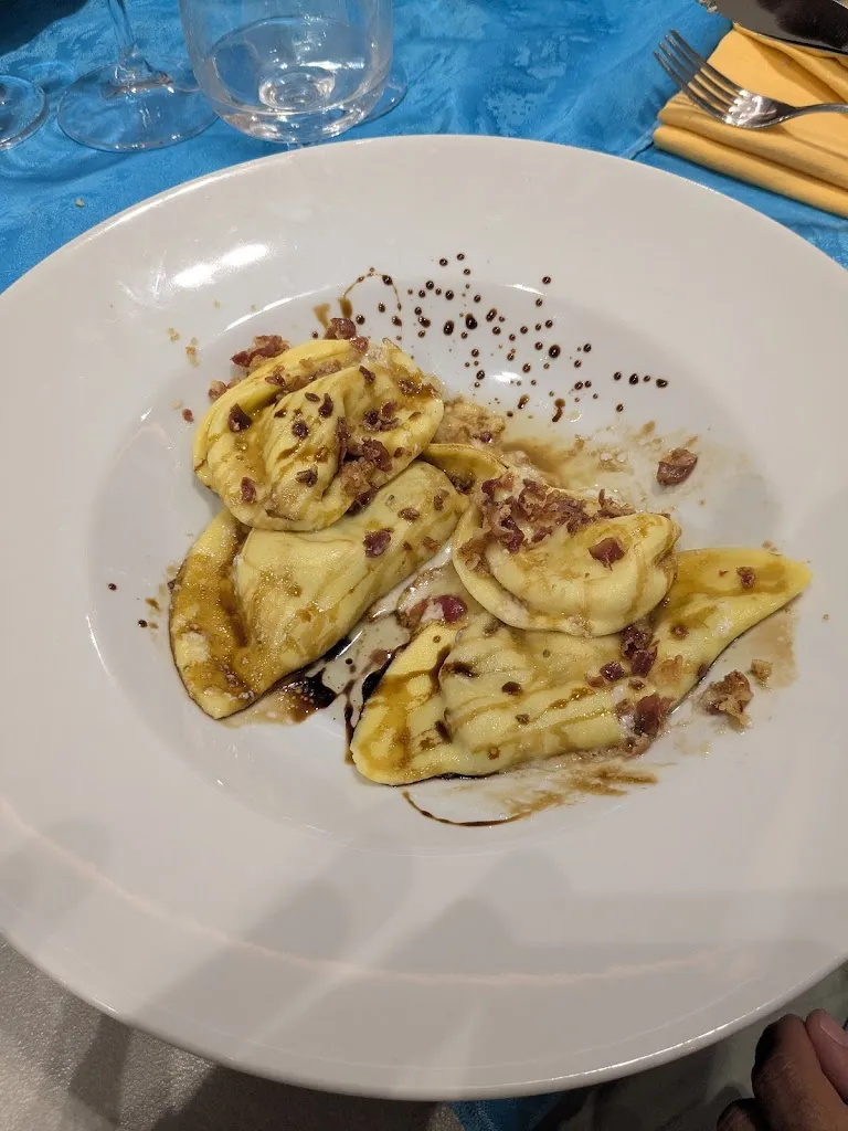 Cri Maroni_Trattoria MODErNA_Montale_review