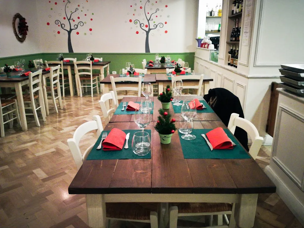 La Bottega di Tobbiana Ristorante Pizzeria Merende_Montale_slider_image_1