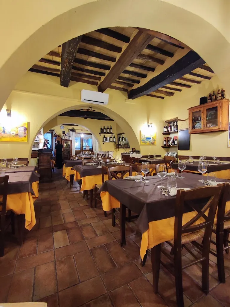 Osteria del Pesce Rosso - Ristorante di pesce_Montaione_slider_image_1