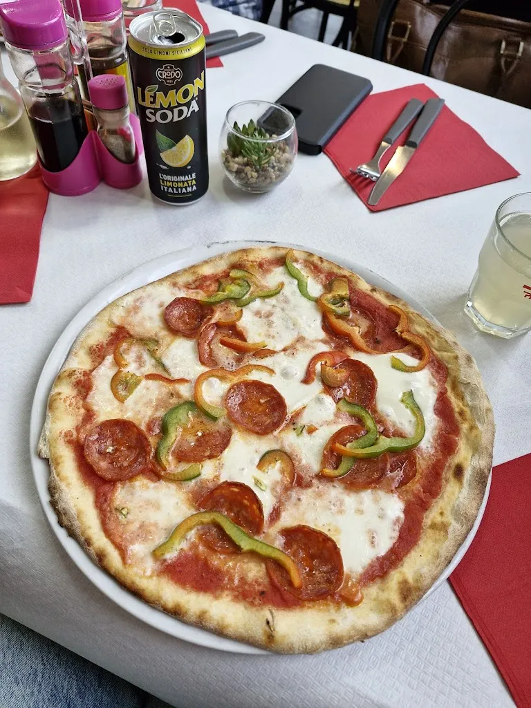 Ayla Deborggraeve_L'Erasmus - Pizzeria Ristorante_Montaione_review