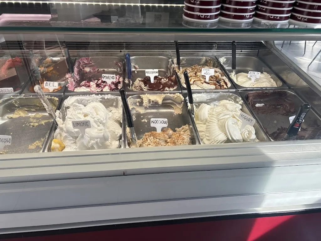 I'Di...Vino_Montaione_slider_image_3