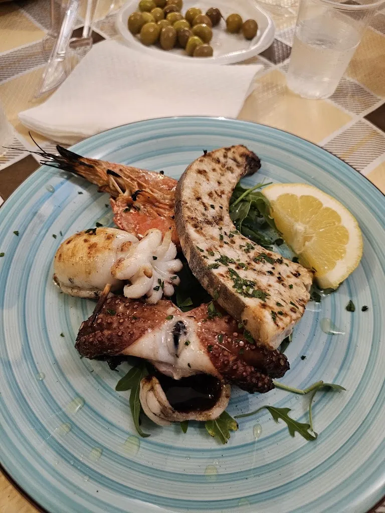 Trattoria La Bussola_Mola di Bari_slider_image_3