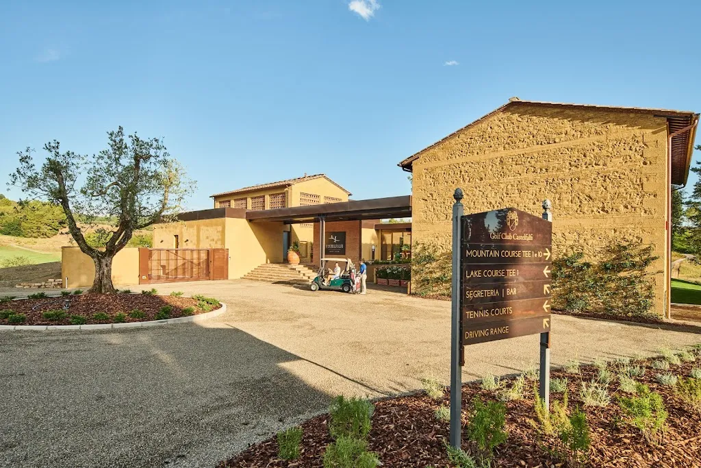 Country Clubhouse_Montaione_slider_image_3