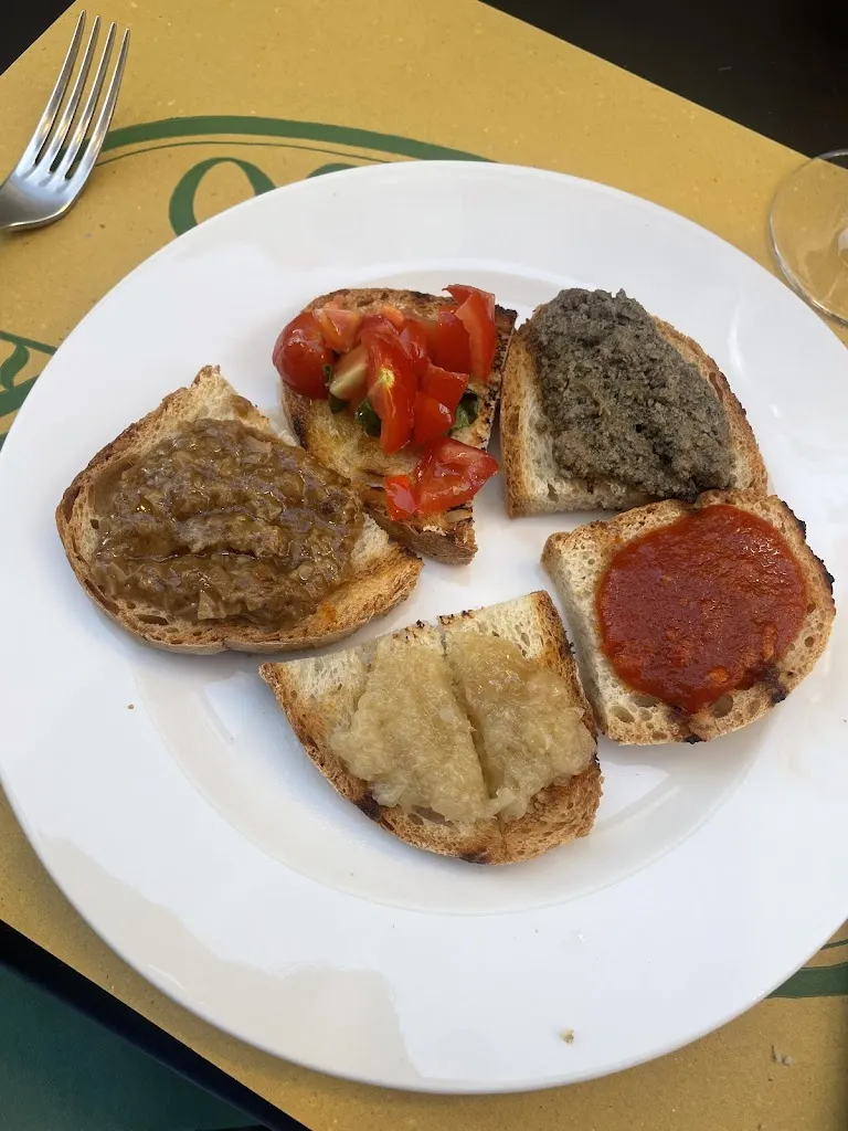 Oliver Muncey_Osteria di Porta al Cassero_Montalcino_review