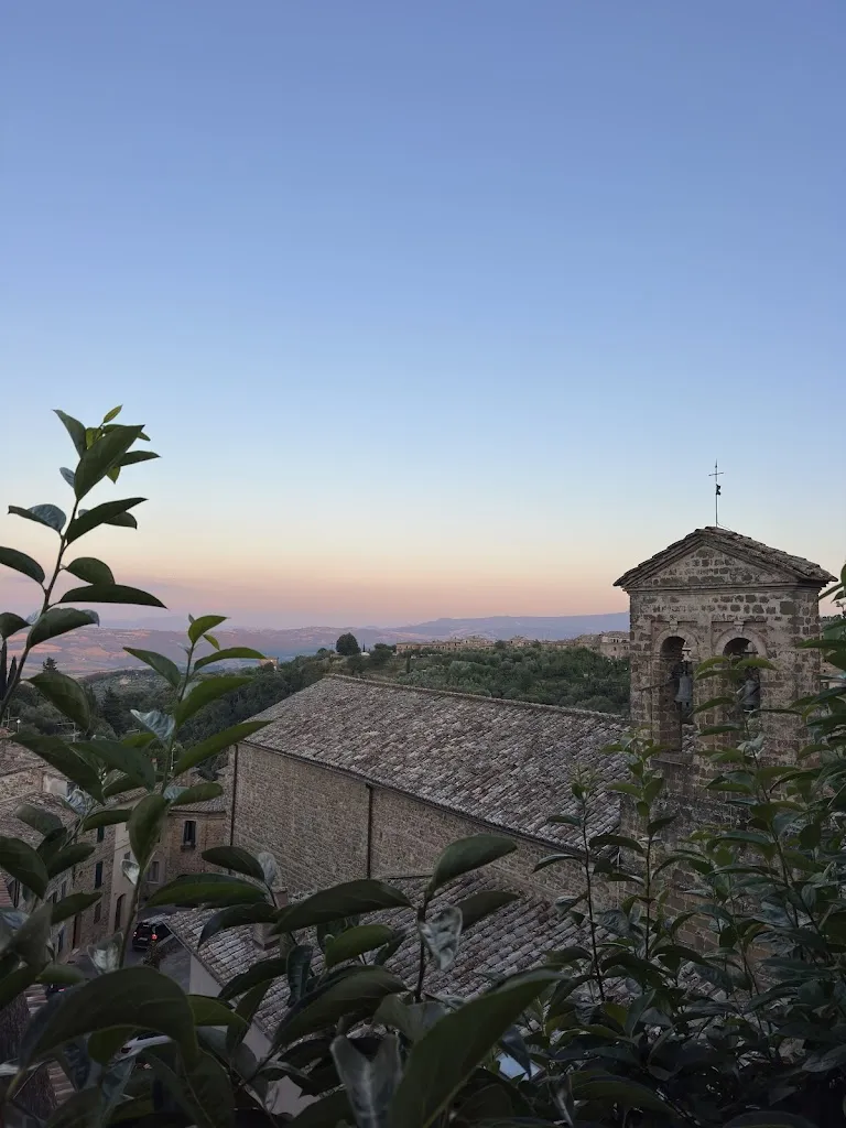 Maya Cox_Il Moro_Montalcino_review