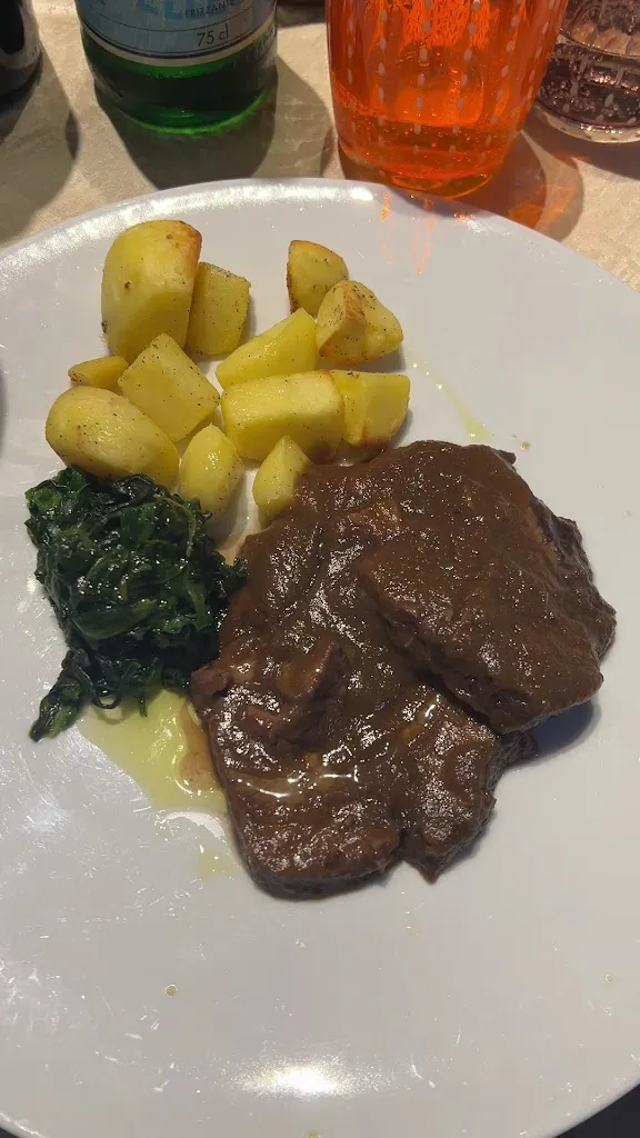 Re di Macchia_Montalcino_slider_image_2