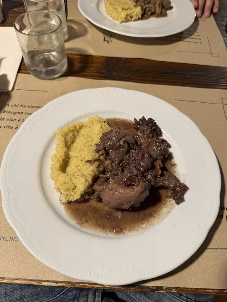 Mattia Stefanides_Taverna del Grappolo Blu_Montalcino_review