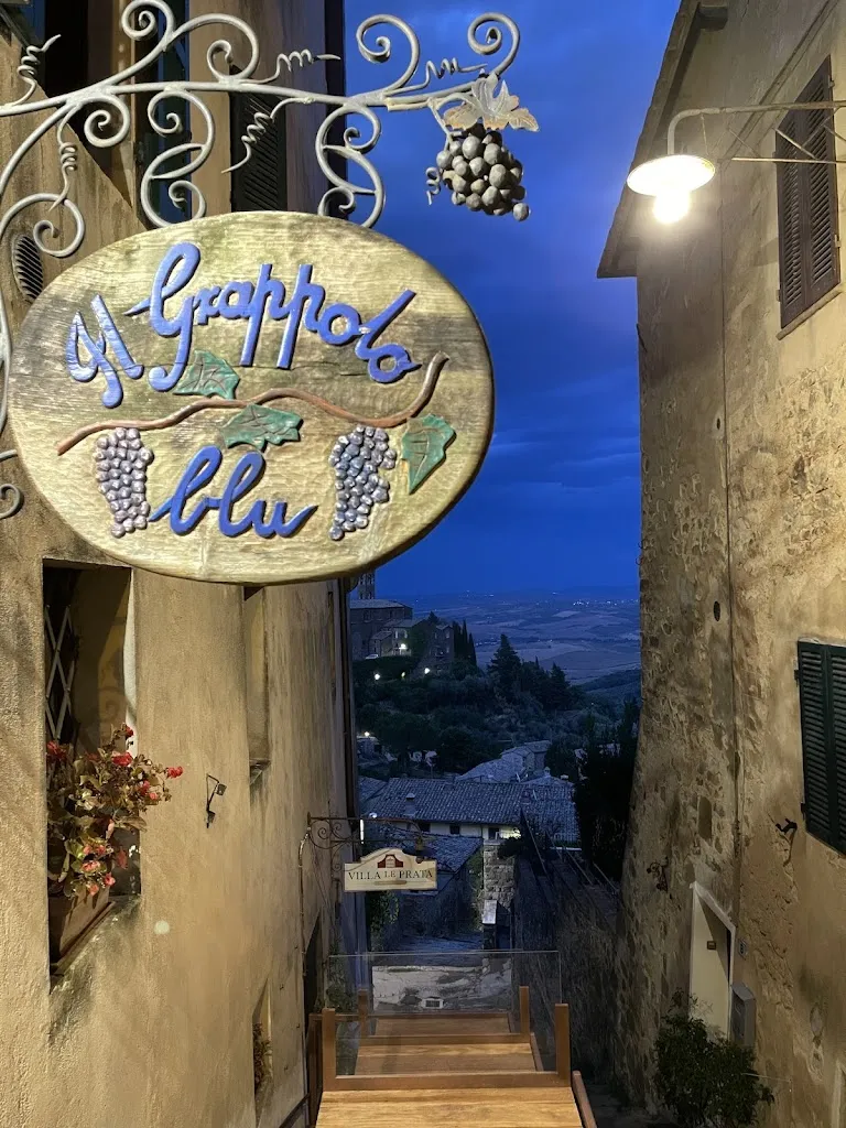 Taverna del Grappolo Blu restaurant in Montalcino