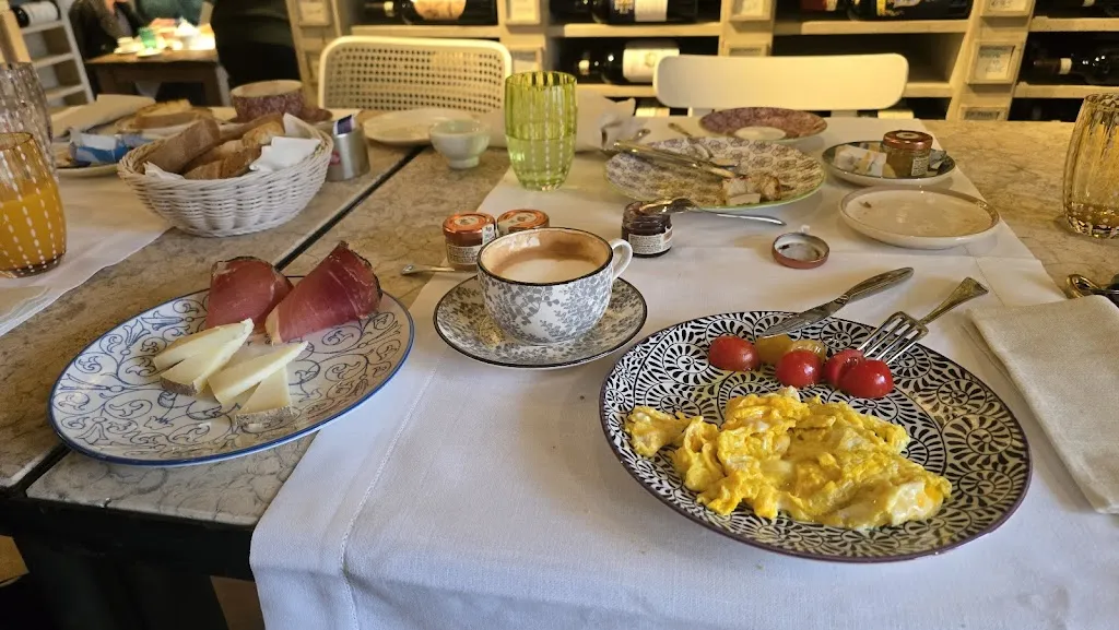 Vasiliki Dimoliani_Drogheria & Locanda Franci_Montalcino_review