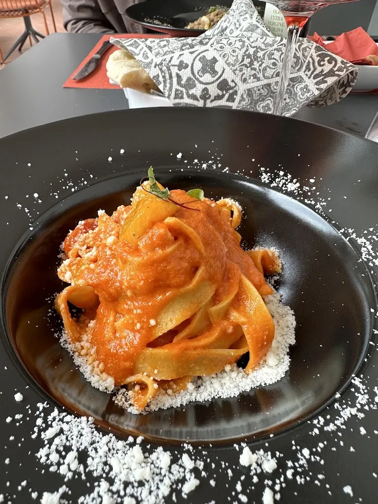 Paige Mastrandrea_Enoteca Bistrot_Montalcino_review