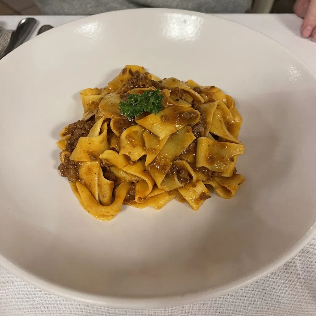 Crystal Neill_Ristorante Il Grifo_Montalcino_review