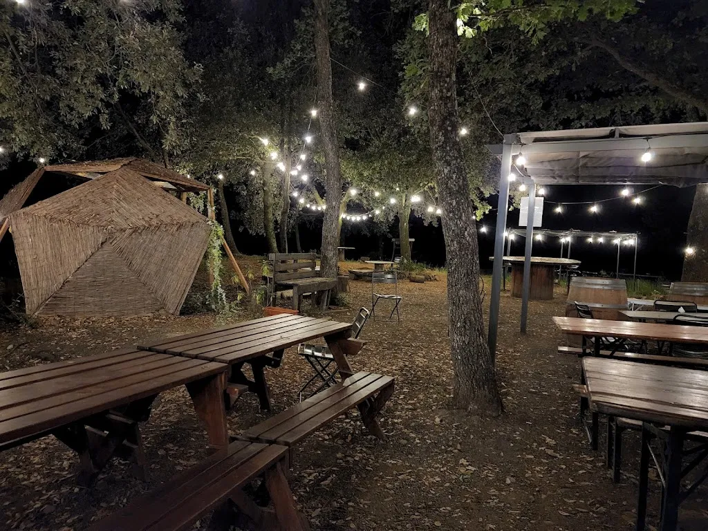 The Gusti Bus restaurant in Montalcino