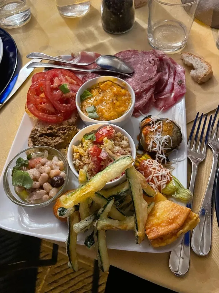 Trattoria il Leccio_Montalcino_slider_image_3