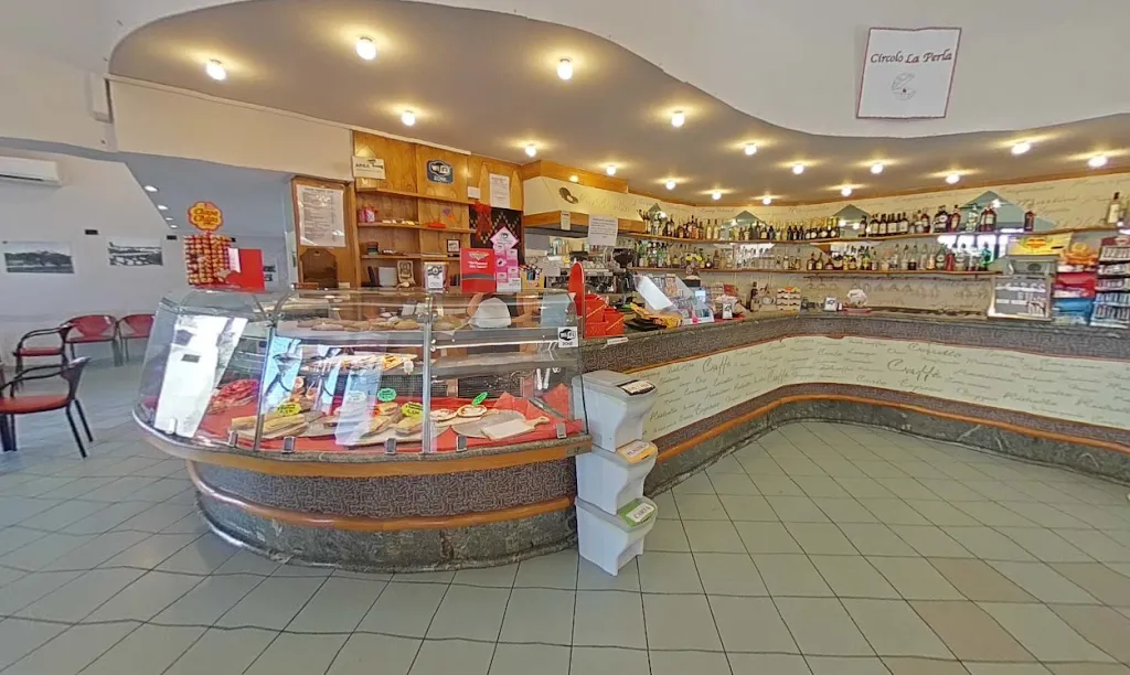 Circolo La Perla restaurant in Montecalvoli