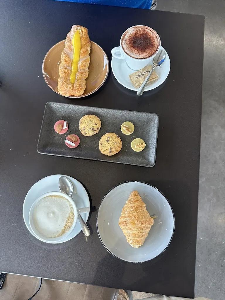 Giulia Tassi_Pasticceria Raimondo_Montecalvoli_review