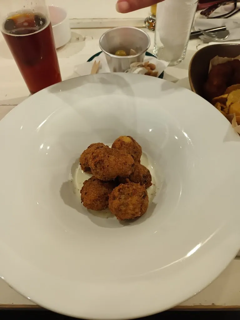 Menu_RAW BAR cucinieri & dissetatori_Mola di Bari_image_6