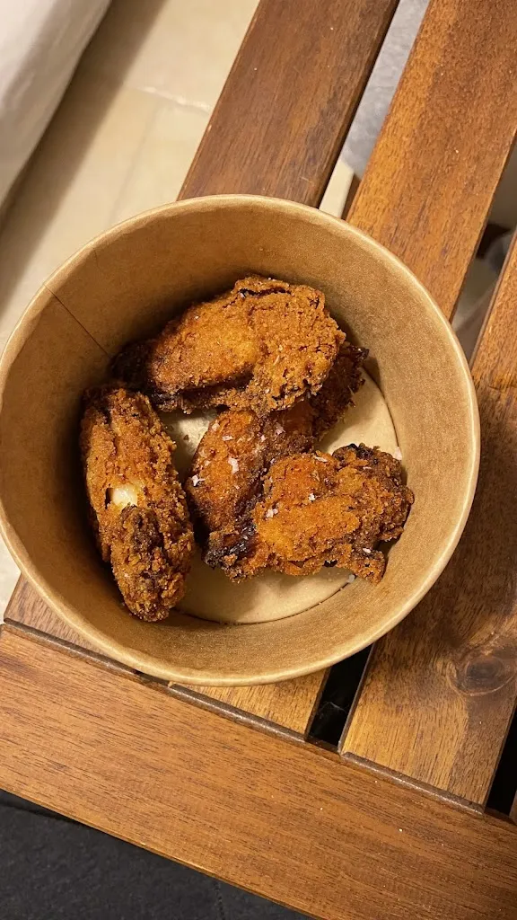 meg_RAW BAR cucinieri & dissetatori_Mola di Bari_review