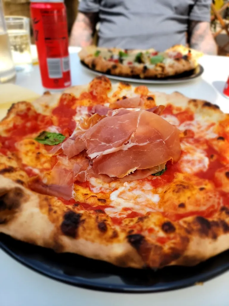 Jennifer Rey_Pizz & Core_Monte Argentario_recensione